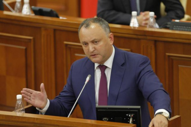 Игор Додон води в президентската надпревара в Молдова