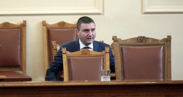 Министърът в оставка Горанов: Не трябва да се бърза с оставка на правителството