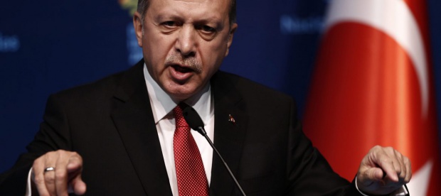 "Йени шафак": Турция може да прекрати споразумението за реадмистия на бежанците