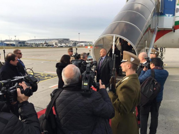Борисов пристигна на еднодневна визита в Унгария
