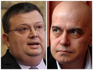 Слави ще обсъди с Цацаров жалбите за референдума