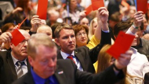 Скандал в Германия след ареста на 17-годишния афганистанец, обвинен в изнасилване и убийство