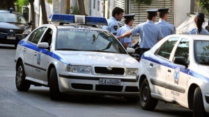 Поставиха бомба-самоделка пред Министерството на труда в Атина