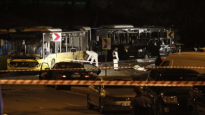 Заподозрени са 13 души за терористичните атаки в Истанбул