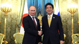Москва иска по-стабилни отношения с Токио във военната област