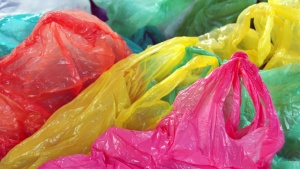 Все повече българи избягват да си купуват найлоновите торбички
