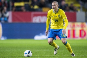 „Юнайтед“ попълва редици с шведски защитник за 50 млн. евро