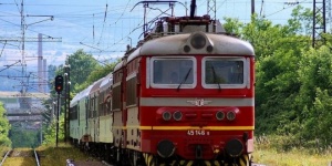 БДЖ пусна над 13 хил. допълнителни места във влаковете по празниците