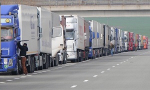 Километрични колони от ТИР-ове на изхода на "Капитан Андреево"