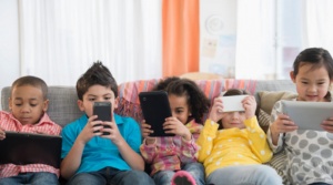 Все повече деца искат електронни играчки за Коледа