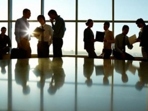 Работодателите в България наемат повече нови кадри през 2017 г