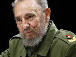 В Куба забраниха улици и паметници на името на Кастро
