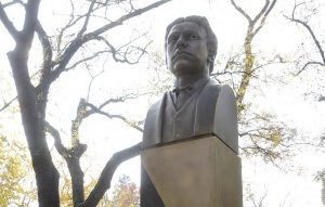 Строят паметник на Левски във Военната академия в столицата