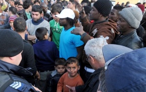 В Румъния хванаха 48 бежанци в български ТИР