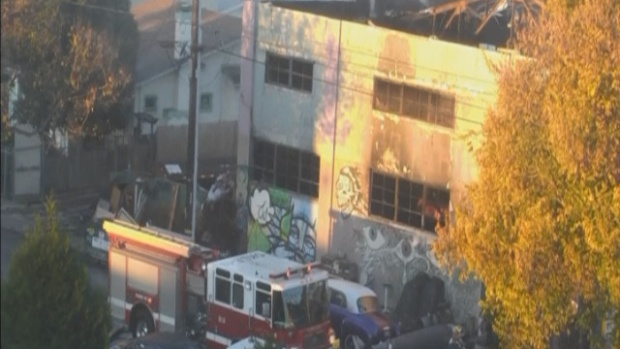 Девет души загинаха при пожар в дискотека в Калифорния