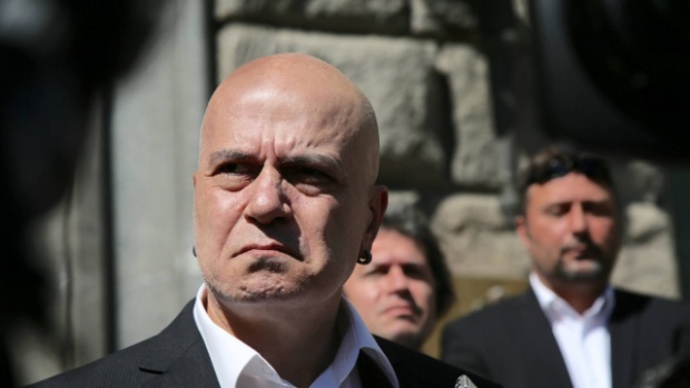 Равносметката след изборите – президент срещу оставка, шоу-популизъм и пазарлък за коалиция