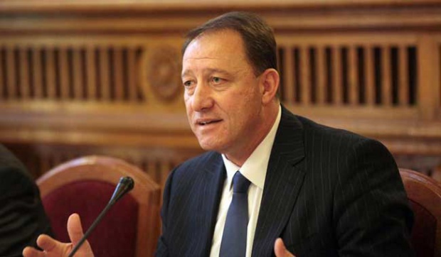 Найденов: Да не избързваме с назначаването на нов началник на отбраната