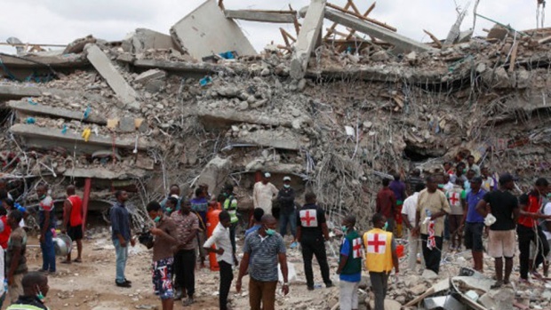 Стотици загинаха при срутване на църква в Нигерия