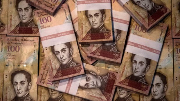 Заради инфлацията Венецуела въвежда нови банкноти