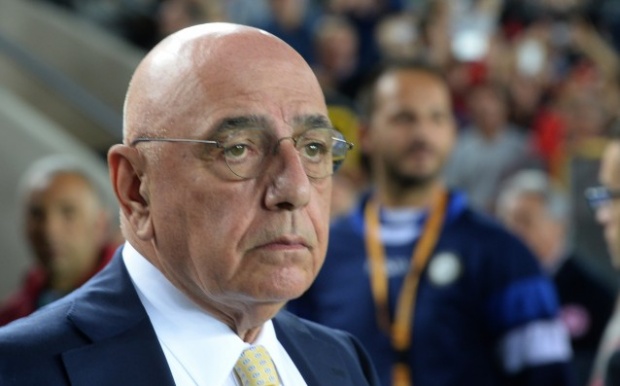 Шефът на Милан иска Серия А да се играе в чужбина заради феновете