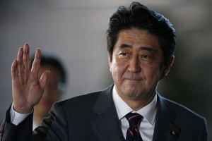 Шиндзо Абе: Икономика е сред основните ни приоритети за 2017-та