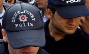 Спецслужбите в Турция предупреждават за атентати срещу политици