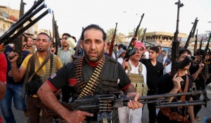 Военните престъпления в Ирак се извършват с оръжие от САЩ, Русия и Иран