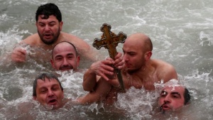 Отмениха хвърлянето на кръста в Балчик