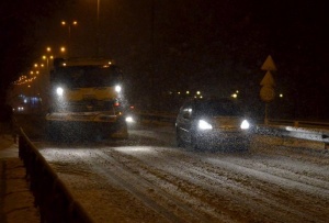 Близо 150 снегорина са обработвали пътищата в София тази нощ