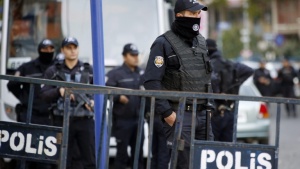 Властите в Турция ликвидираха предполагаем атентатор-самоубиец