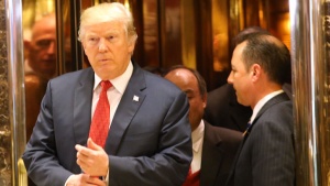 Издирват агента, изготвил компроматите за Тръмп