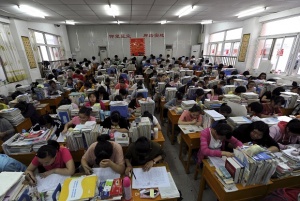 Първо в Китай! Ученици ще „взимат назаем“ класове