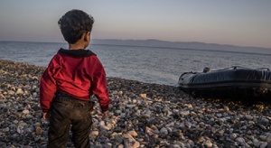 Все повече деца плават сами през Средиземно море към Европа