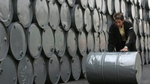 ОПЕК повиши средната цена на петрола на 52,64 долара за барел