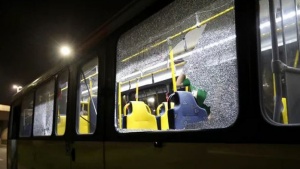 Още няма задържани за стрелбата по автобуса в столицата