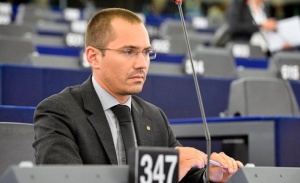 Българските депутати с обща позиция в ЕП срещу блокадите в Гърция