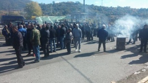 Продължава протестът на миньорите от Бобов дол