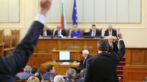 Отложиха разглеждането на декларацията за приемственост по искане на ГЕРБ