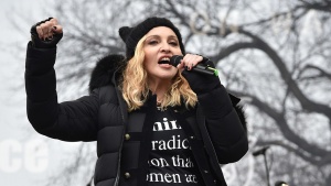 Мадона иска революция: Много мислех да взривя в Белия дом
