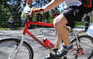 Най-дългата в света естакада за велосипедисти бе издигната в Китай