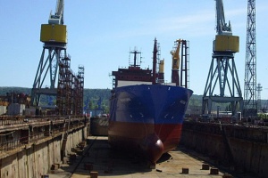 Във Варна стоят кораб за над половин млрд. долара