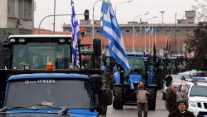 Гръцките фермери започнаха блокажите по основни пътища в страната