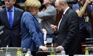 Проучване: Шулц и Меркел с равна подкрепа за канцлерския пост в Германия