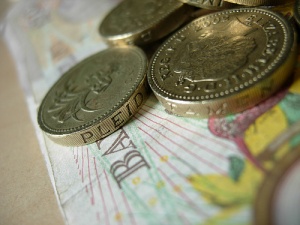 Британската лира рискува да загуби статута на резервна валута след Брекзит