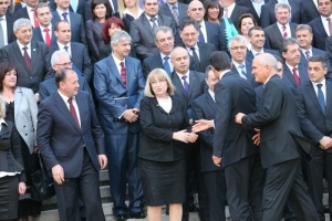 Какво свършиха депутатите по време на 43-ото НС?