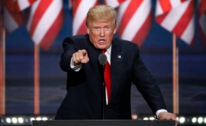 Хаос по летищата в САЩ след забраната на Тръмп за мюсюлманите