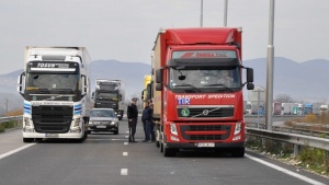 В Белгия хванаха български тираджия по съмнения за трафик на мигранти
