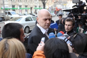 Слави с ултиматум към новото НС! Излиза на протест пред парламента ако няма решение по референдума