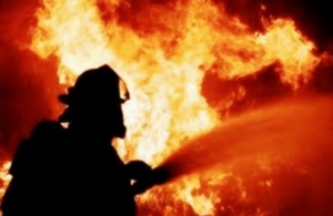 Общо четирима са пострадали при пожари във Варна за ден