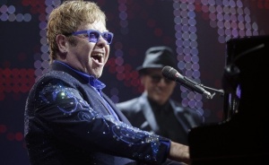 Елтън Джон ще пише музика за Бродуей